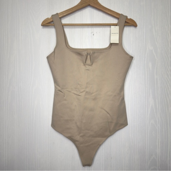 Abercrombie & Fitch Tops - NWT Abercrombie & Fitch nude tank top bodysuit size M